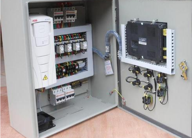 防爆PLC控制柜內部圖 防爆PLC控制柜內部圖